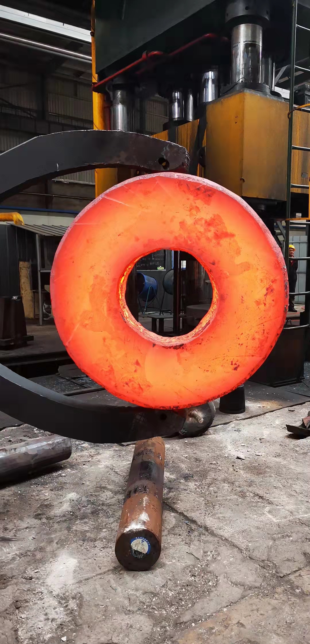 Forging proseso ng ring forgings