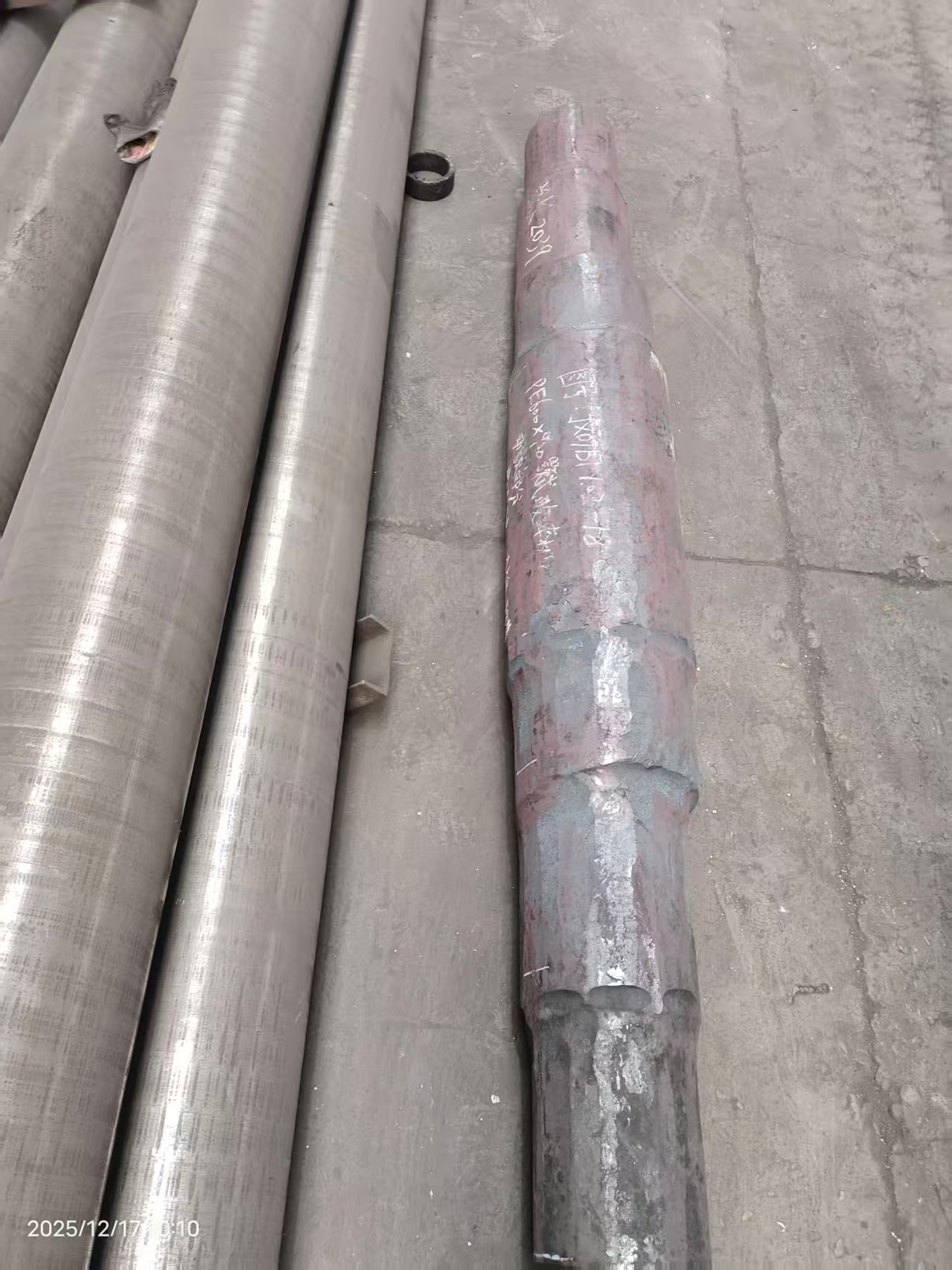 Ano ang isang hinge shaft forging